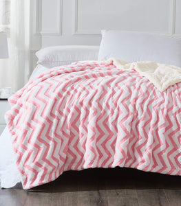Fleece Sherpa Blanket for Couch(Pink, Throw), Thick Warm Jacquard Chevron Blanket for Winter Christmas, 50 X 60 Inches